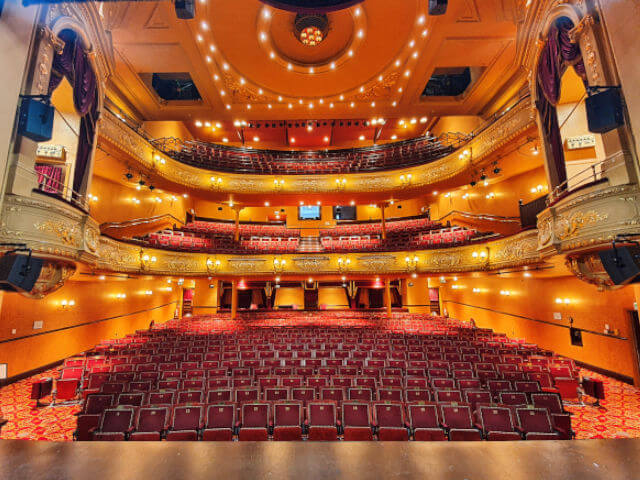 auditorium1